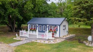 beautiful craft shed idea in Minnesota