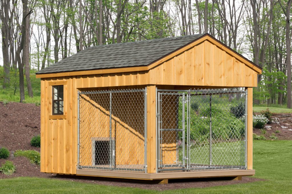 single wooden dog kennel available in IA